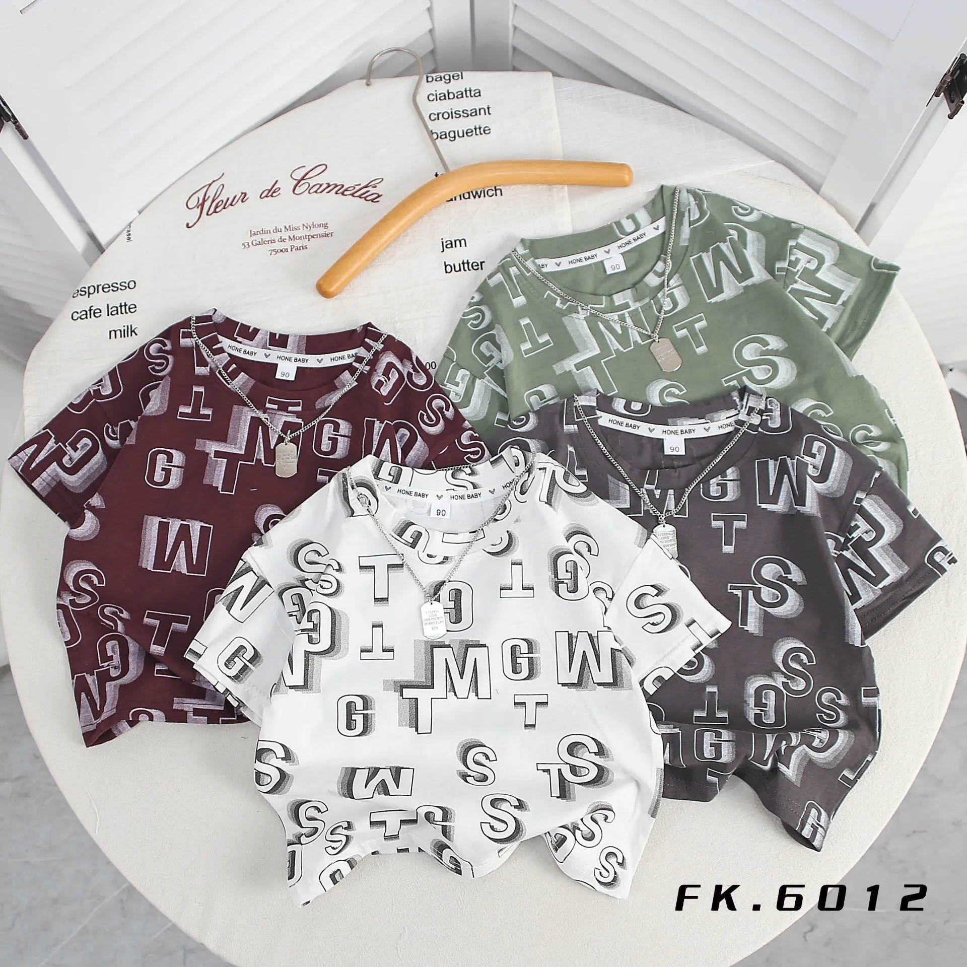 تیشرت بچگانه نخی وارداتی مناسب 6 ماه تا 3 سال در دو رنگ طوسی و سبز