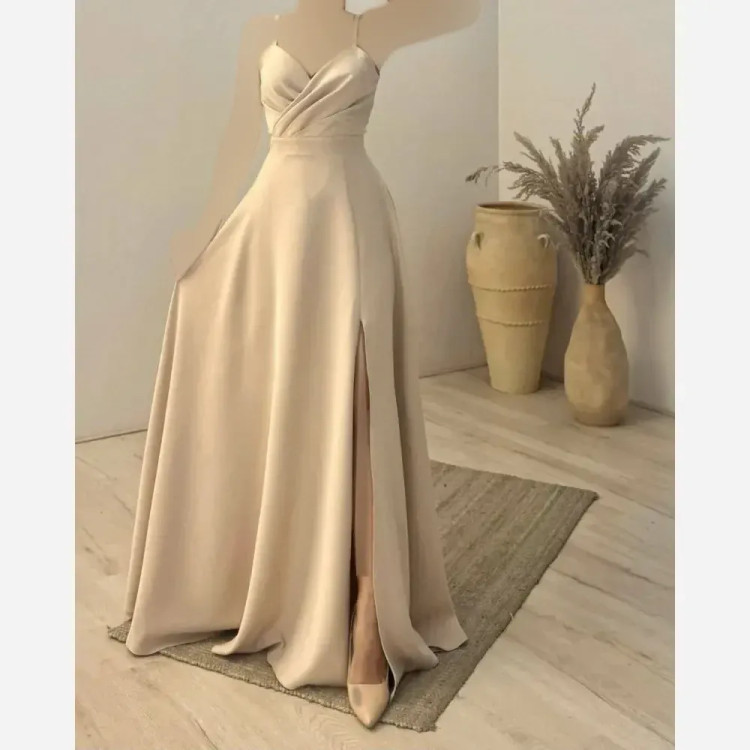 لباس مجلسی مازاراتی قد 160 کاپدار مدل سارا رنگ کرم و سبز