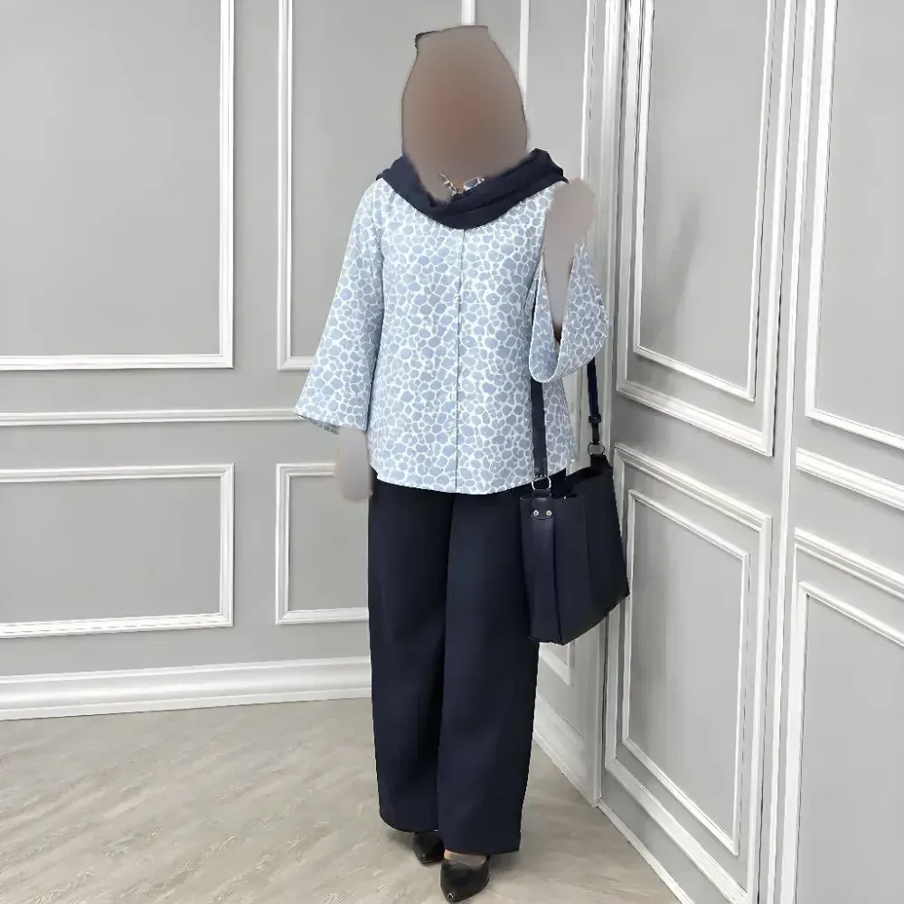 ست شومیز بوگاتی و شلوار مازراتی سرمه سایز یک و دو رنگ بندی متنوع