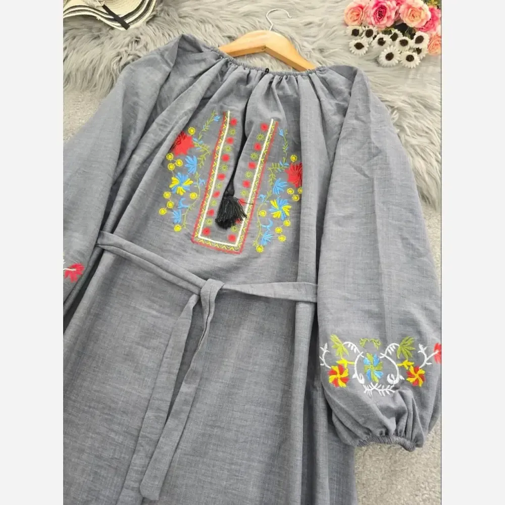 شومیز گلدوزی مارال جنس شانتون فری سایز رنگ بندی متنوع