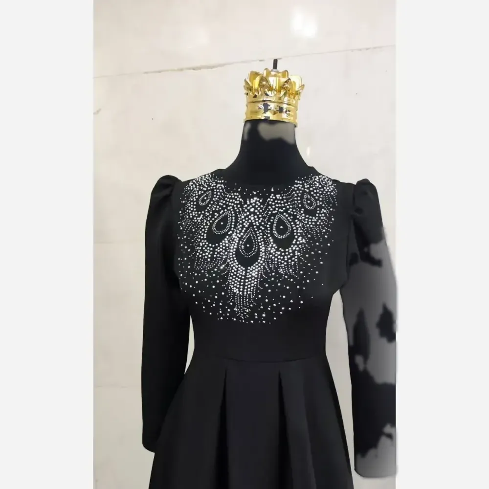 پیراهن مجلسی زنانه جنس مازاراتی رنگ مشکی قد 160 سایز 1 تا 3