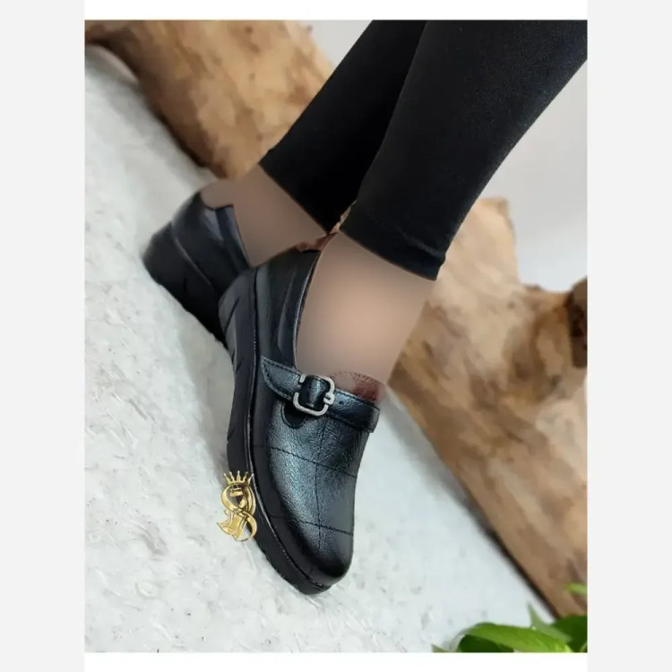 کفش طبی زنانه چرم مشکی مدل دکتر سگک دار