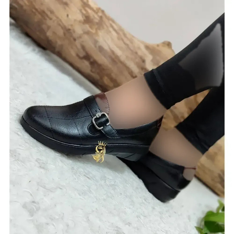 کفش طبی زنانه چرم مشکی مدل دکتر سگک دار