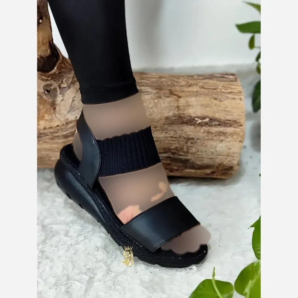 صندل طبی لژدار زنانه چرم صنعتی مدل برفی مشکی کرم