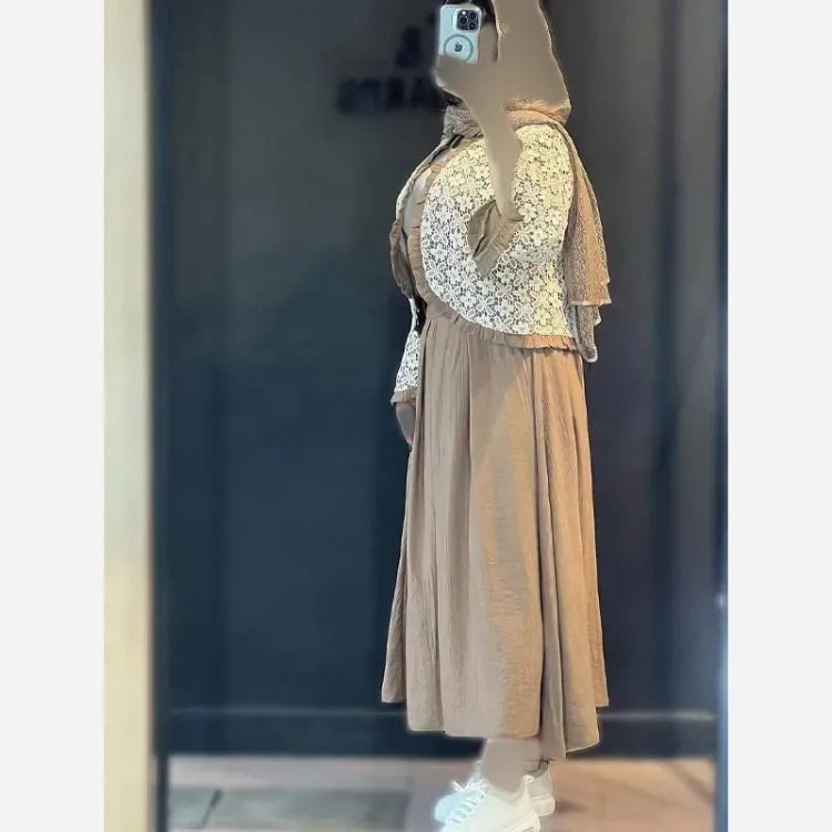 ست شومیز دامن چین چیلا جنس کراش آیوا و گیپور رنگ نسکافه ای سبز طوسی