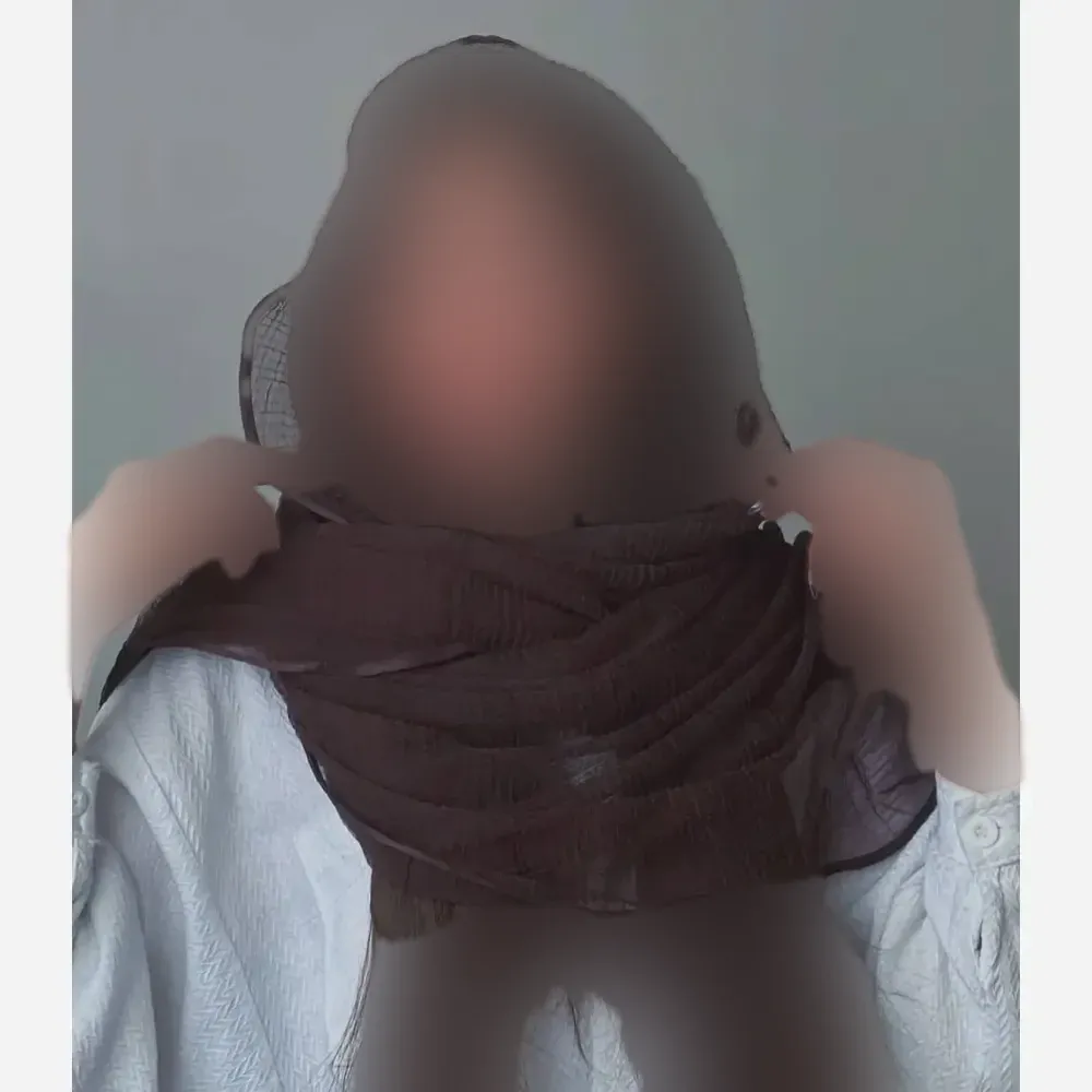 شال پلیسه زنانه تور ریزبفت دور نوار دوزی شده مشکی سرمه ای شکلاتی تیره