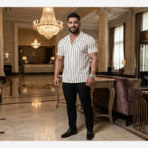 پیراهن مردانه راه راه جنس کنزا رنگ سفید سایز بزرگ