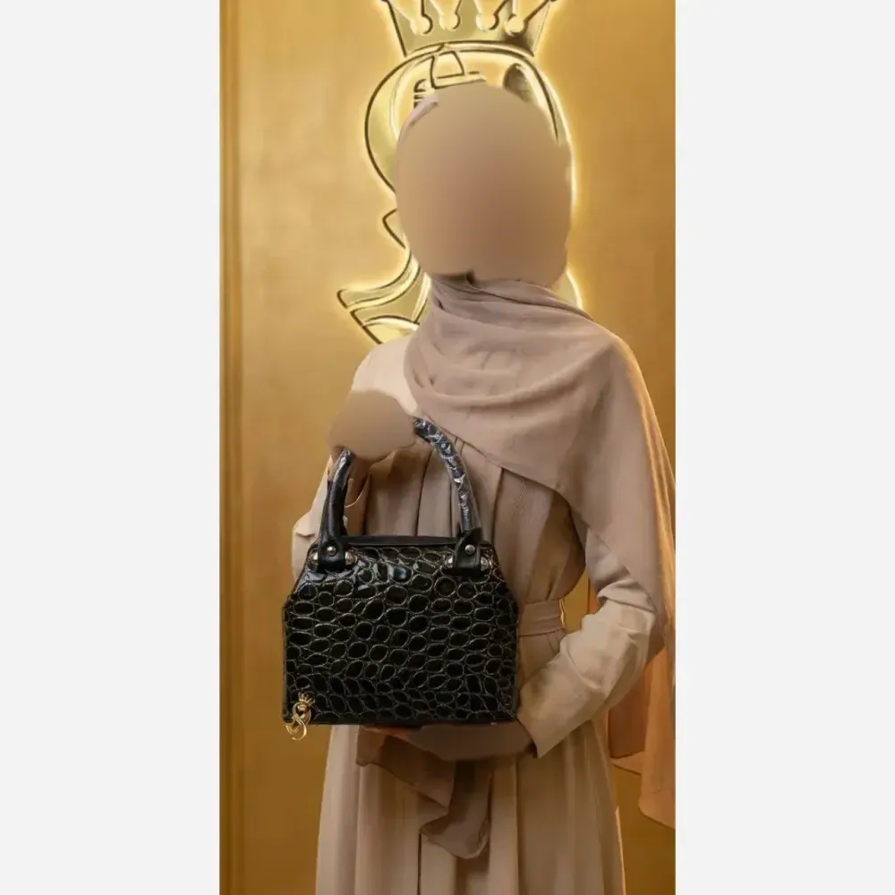 کیف مجلسی مدل صدف چرم صنعتی ابعاد 22 در 18