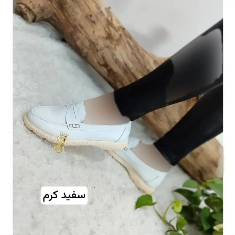 کالج طبی زنانه مدل خاویاری چرم صنعتی زیره پیو رنگ سفید و کرم سایز 38
