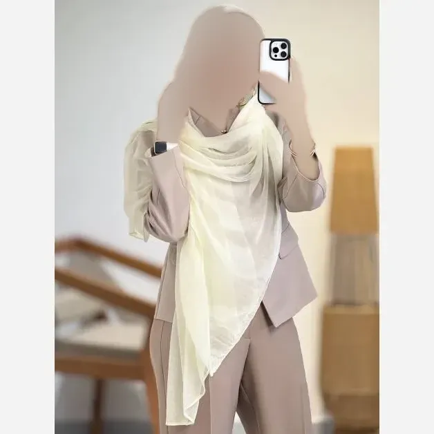 شال کرپ کریستال شنی مشکی سفید کرم ابعاد 180 در 74 سایز فری