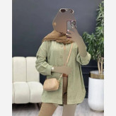شومیز مانتویی زنانه جنس شانتون راه راه دیپلمات رنگ کرم و آبی فری سایز