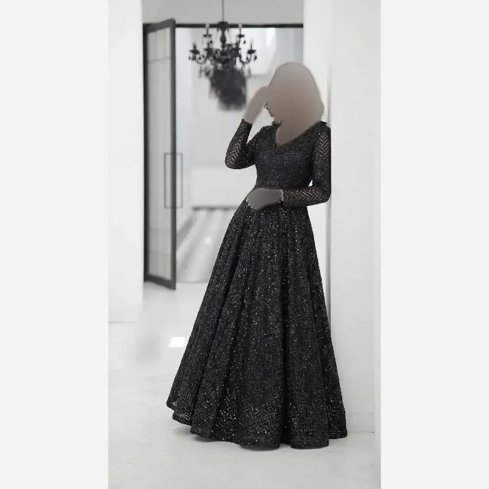 پیراهن مجلسی زنانه گیپور دانتل سنگدوزی شده مشکی سایزبندی بزرگ