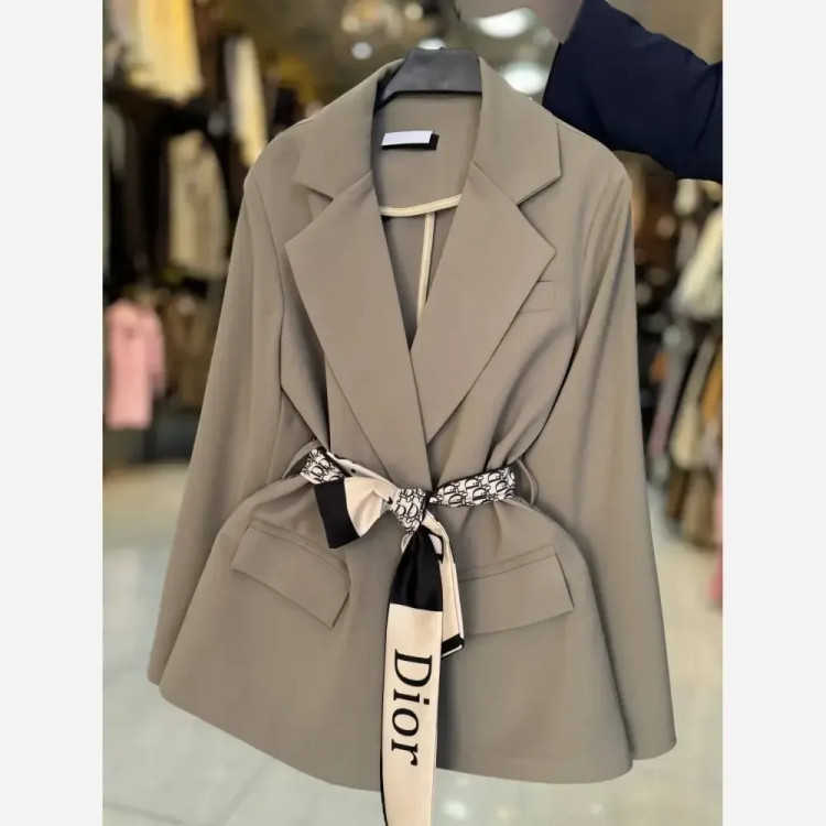 کت زنانه دیور بزایاق وارداتی رنگی سایز L و XL