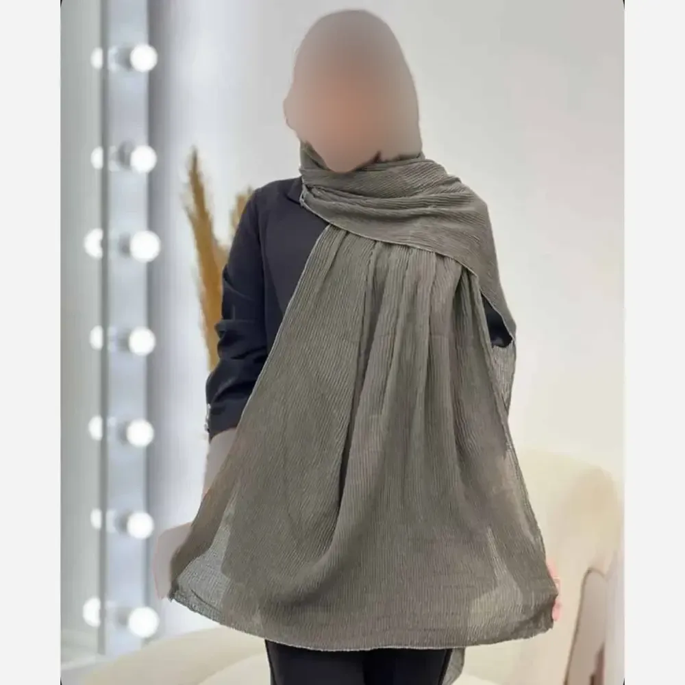 شال پلیسه لبه لمه دوزی کلاسیک