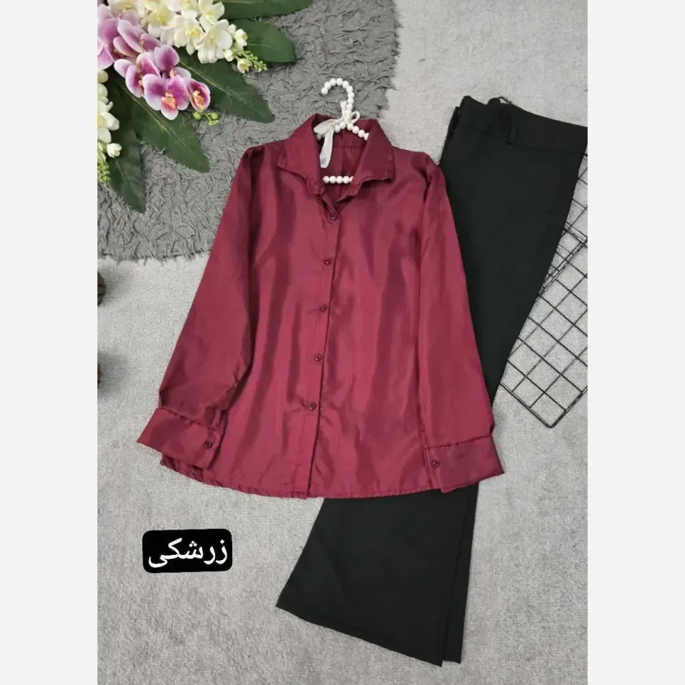 شومیز ساتن مات زنانه فری سایز رنگ مشکی و سبز تیره
