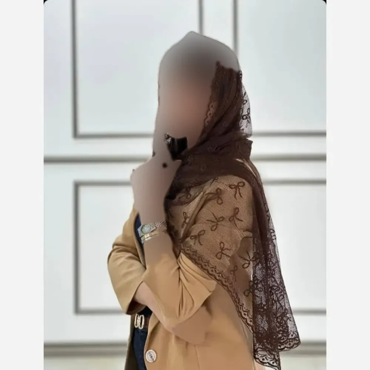شال تور دانتل طرحدار حاشیه دانتل ابعاد 180 در 70 سانتیمتر