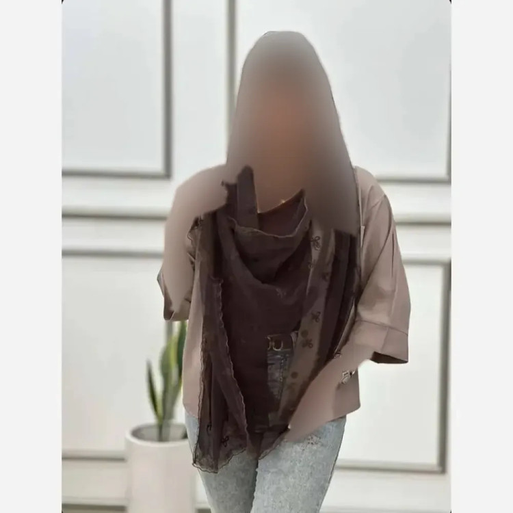 شال تور دانتل طرحدار حاشیه دانتل ابعاد 180 در 70 سانتیمتر