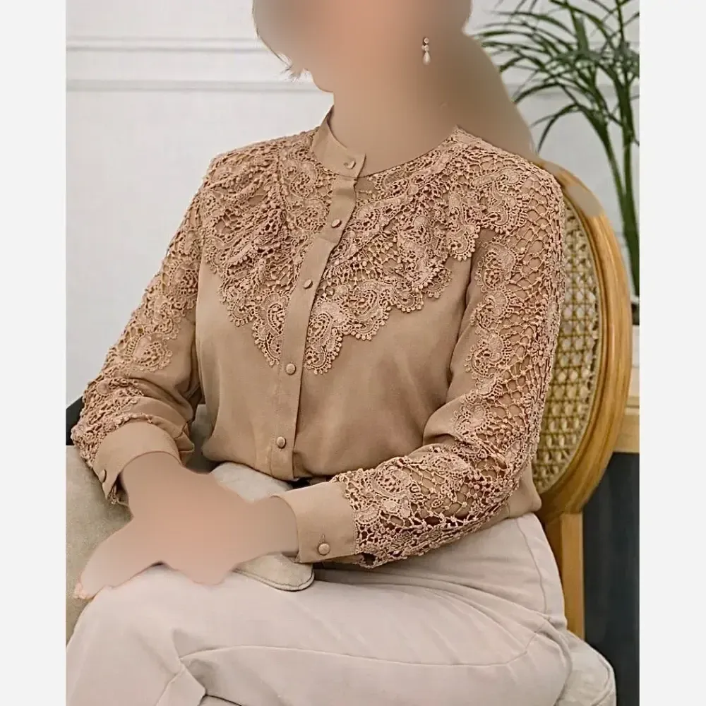 شومیز مجلسی زنانه جنس الیزه مصری با خرج کار گیپور ترک سایز 1 تا 3