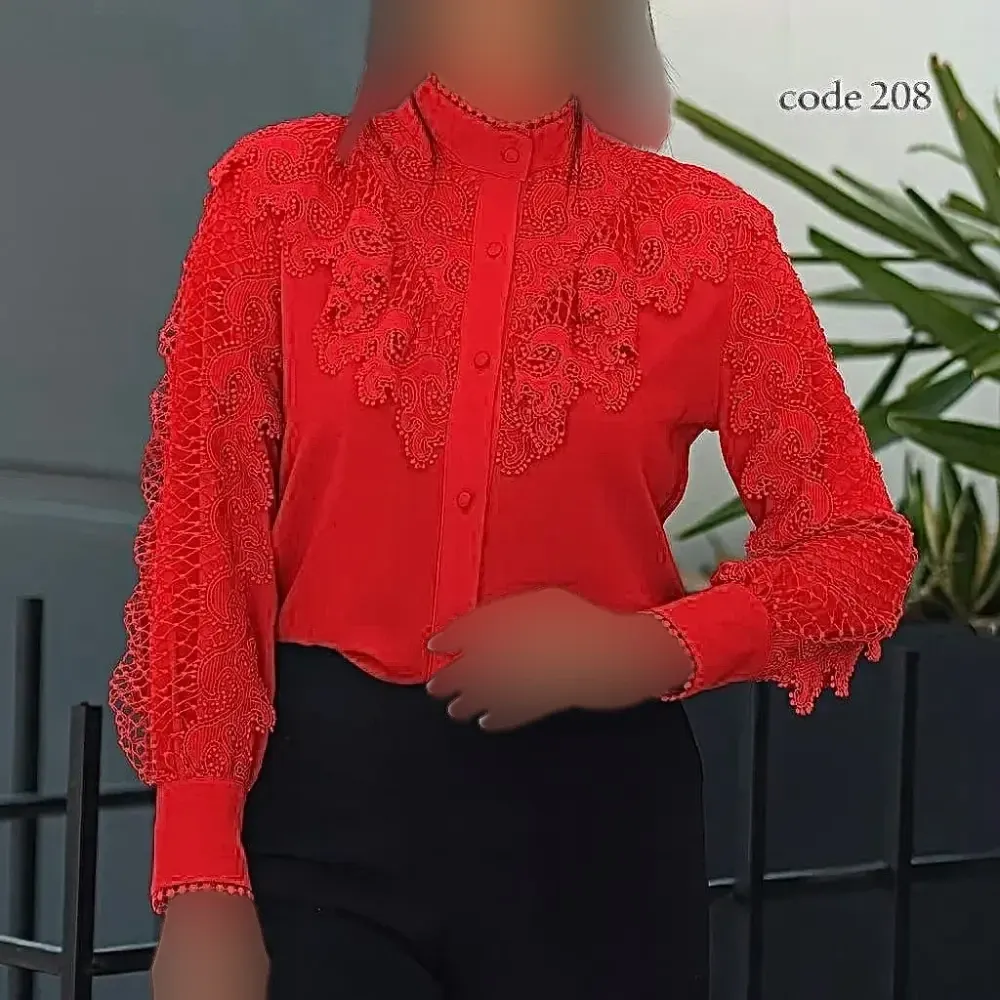 شومیز مجلسی زنانه جنس الیزه مصری با خرج کار گیپور ترک سایز 1 تا 3