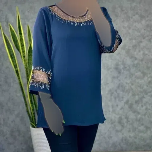 بلوز زنانه مجلسی قواره دار سایز بزرگ کرپ الیزه و حریر نگین کاری شده