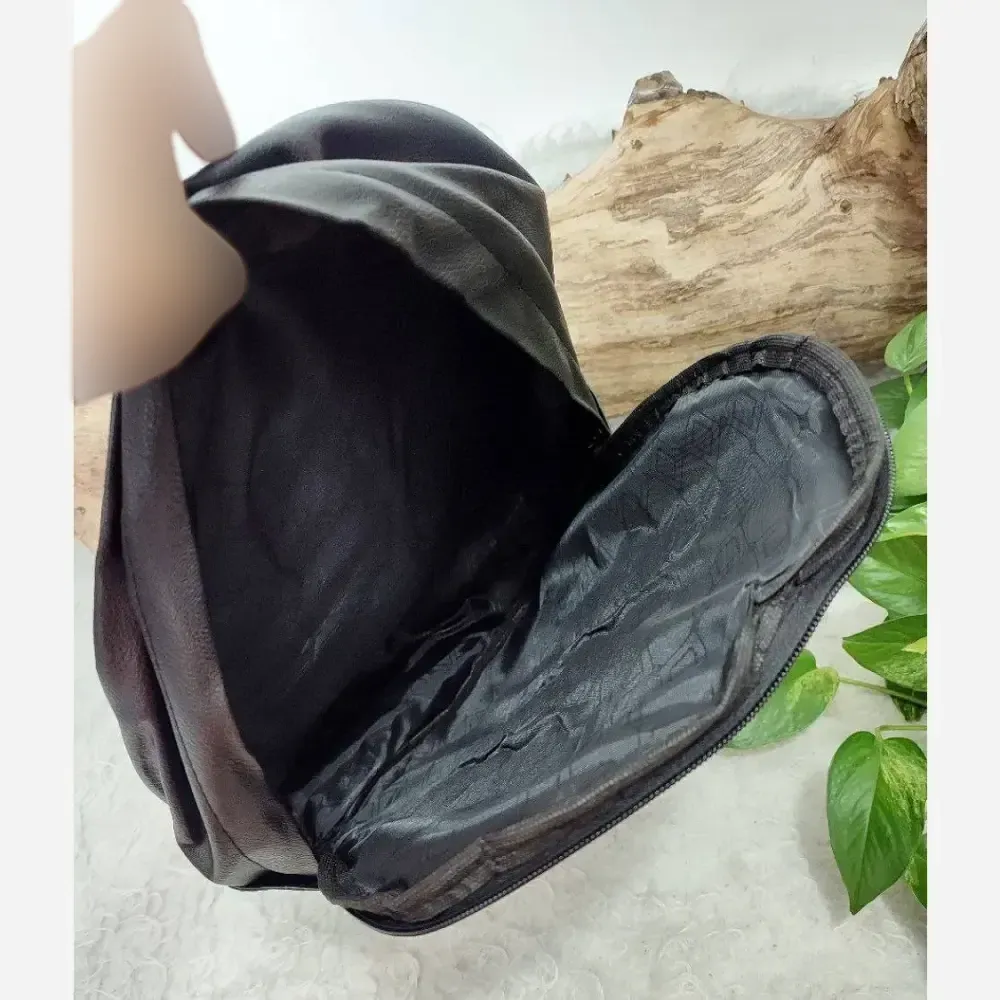 کوله پشتی چرمی مدل نیاز ابعاد 30*41 بزرگ و جادار جنس چرم صنعتی درجه یک استر ساتن خارجی
