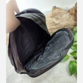 کوله پشتی چرمی مدل نیاز ابعاد 30*41 بزرگ و جادار جنس چرم صنعتی درجه یک استر ساتن خارجی