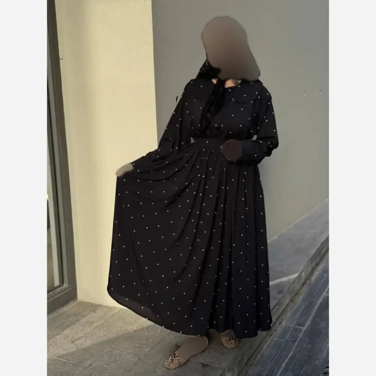 پیراهن پینترسی قلبی کرپ فلورا فری سایز زنانه قد 130 دورسینه 112 کمربنددار مشکی