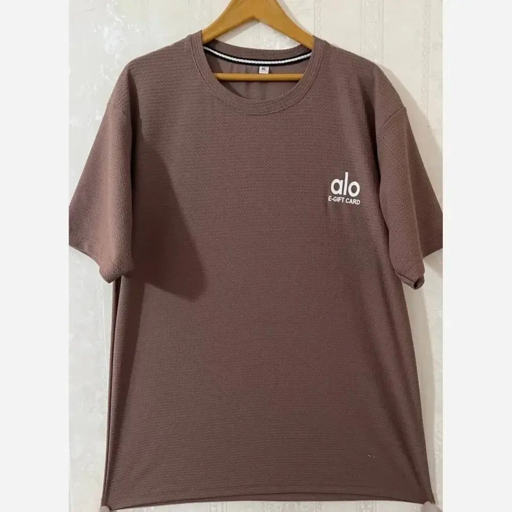 تیشرت تک بیسکویتی alo رنگ نسکافه سفید یشمی طوسی کرم سایز L XL 2XL