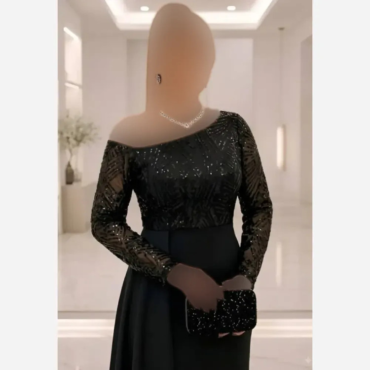 پیراهن مجلسی زنانه بالاتنه پولک برجسته و دامن مازراتی رنگ مشکی