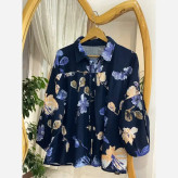 شومیز عروسکی گلدار لنین ایتالیایی درجه یک سایز فری فریز 38 تا 50