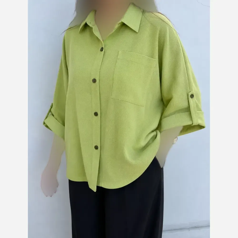 شومیز باکسی لینن درجه یک زنانه رنگ مشکی و سبز پسته ای فری سایز