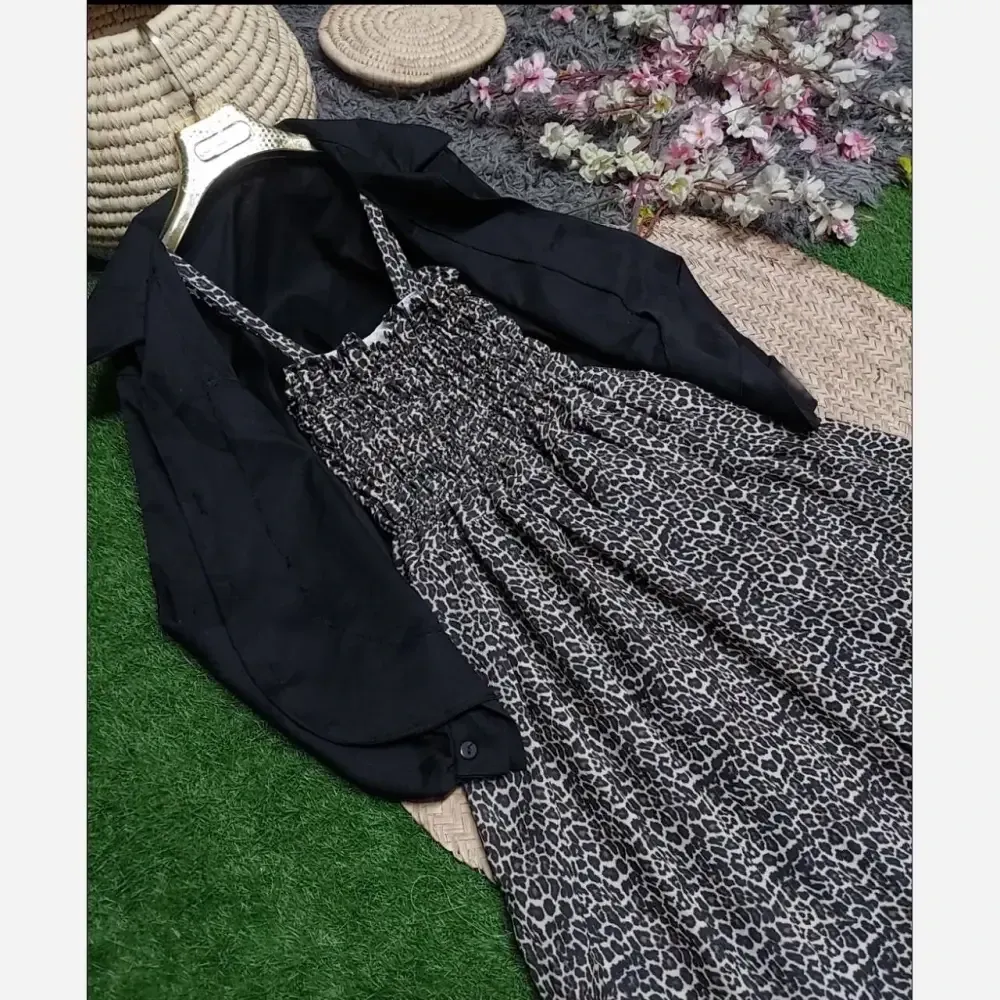 ست ساحلی و کت زنانه جنس زیره بوگاتی و رویه صوفیا سایز 38 تا 46