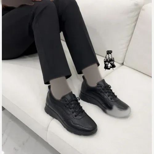 کتونی زنانه طبی وارداتی سبک مناسب مدرسه و پیاده روی سایز 37 تا 40