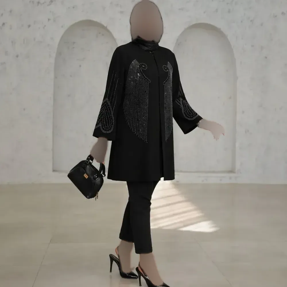 کت مجلسی زنانه مشکی جنس شانتون اندونزی نگین کوبی و مروارید کوبی شده