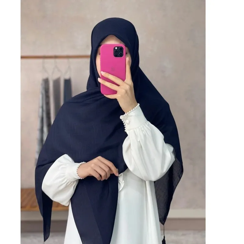 روسری سوپر نخ ساده قواره بزرگ منگوله دار مشکی و سورمه ای