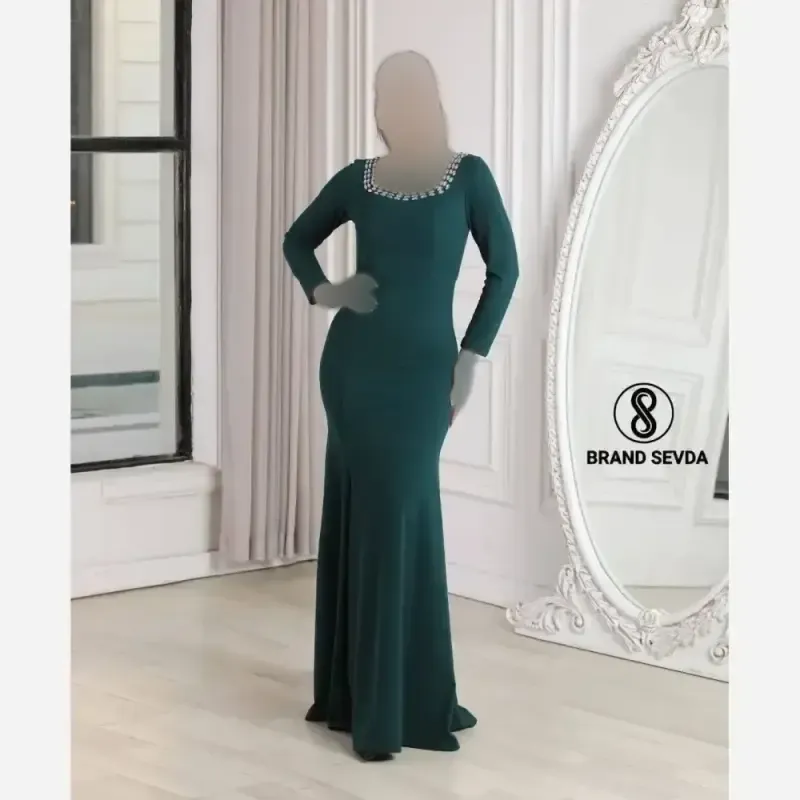 ماکسی مجلسی مدل فرنیا کرپ داقلیچ سنگدوزی شده سایز 38 تا 48