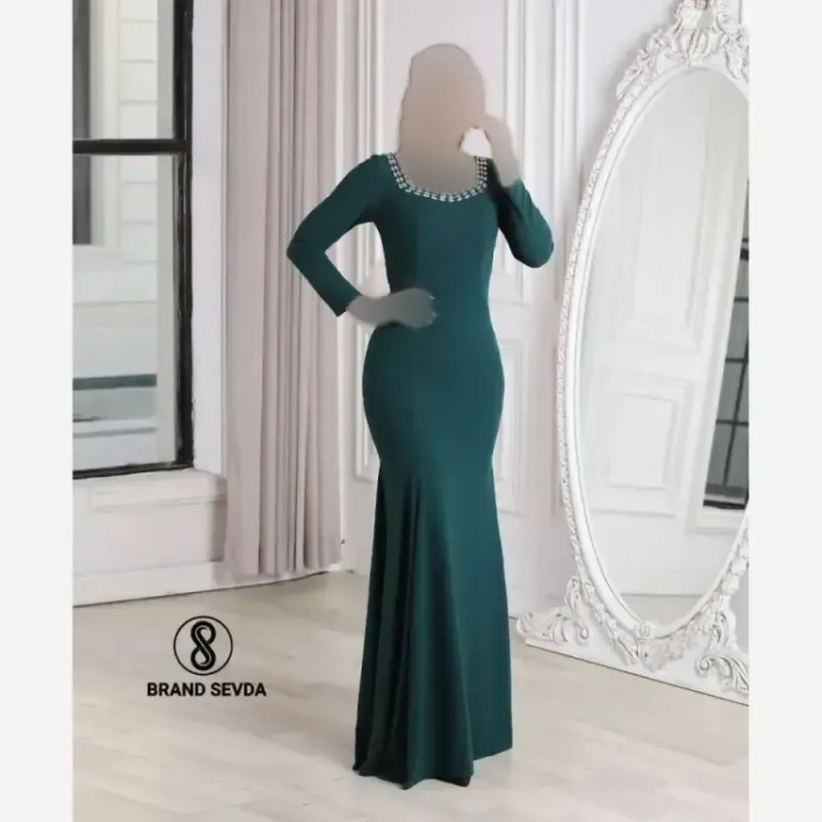 ماکسی مجلسی مدل فرنیا کرپ داقلیچ سنگدوزی شده سایز 38 تا 48