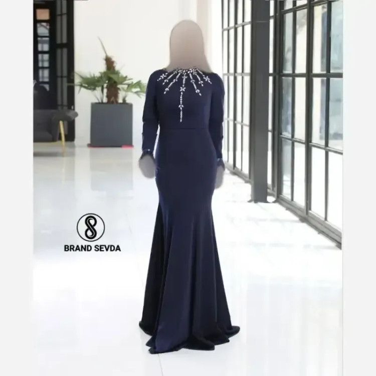 لباس مجلسی مدل کیارا متریال قواصی سنگ دوزی شده سایز 38 تا 48