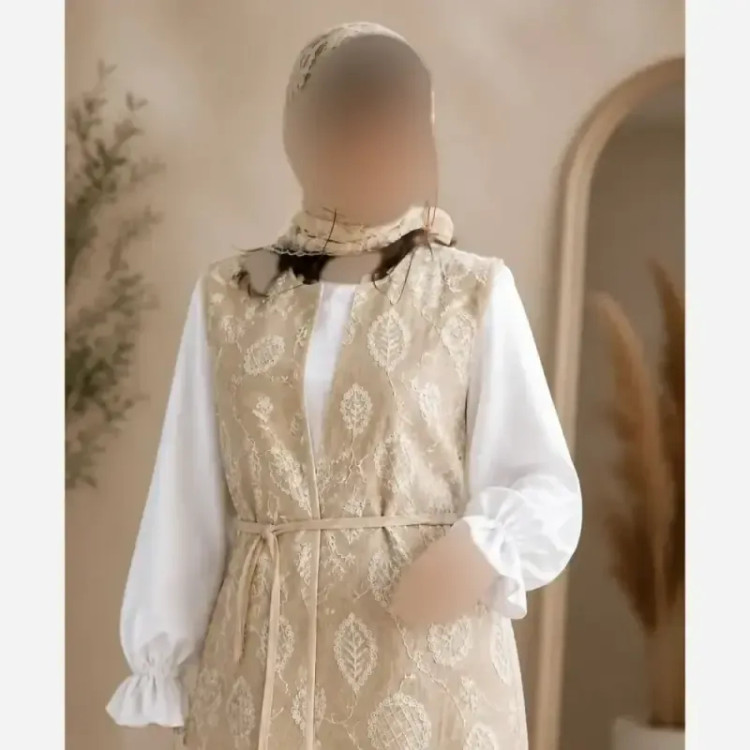 پیراهن زنانه مدل نیکا جنس کرپ فلور درجه یک رنگ شکلاتی سایز 5