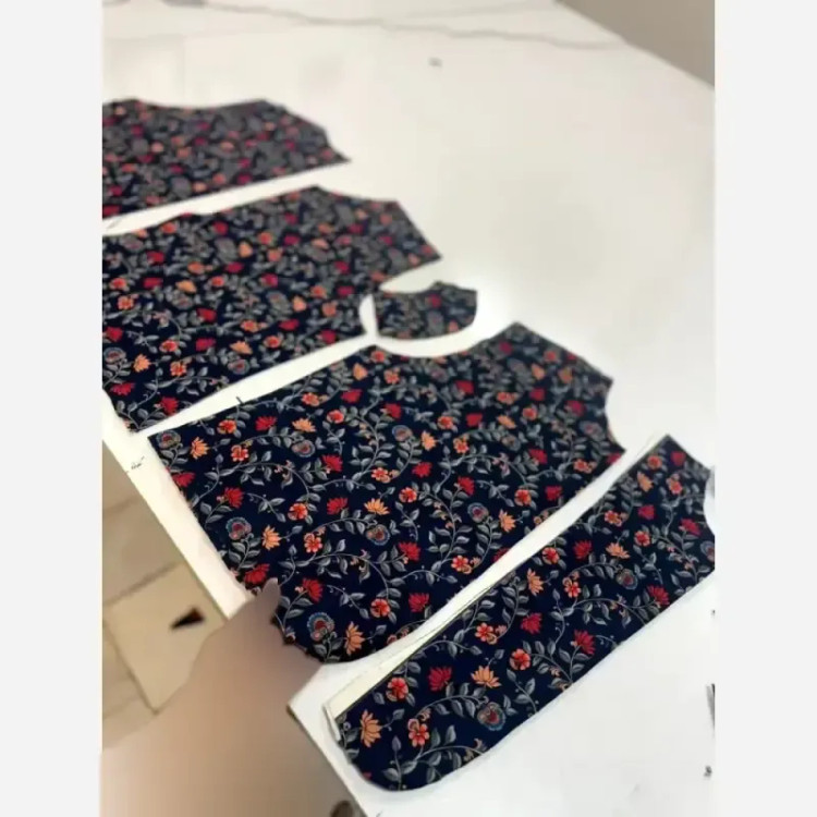 ست کت شلوار مزونی کرپ دبل باربی وارداتی مشکی