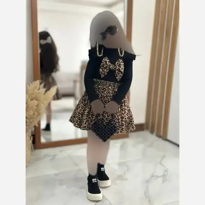 ست بلوز شلوار کتان بگ دخترانه طرح پروانه پاییزه رنگ صورتی و سبز