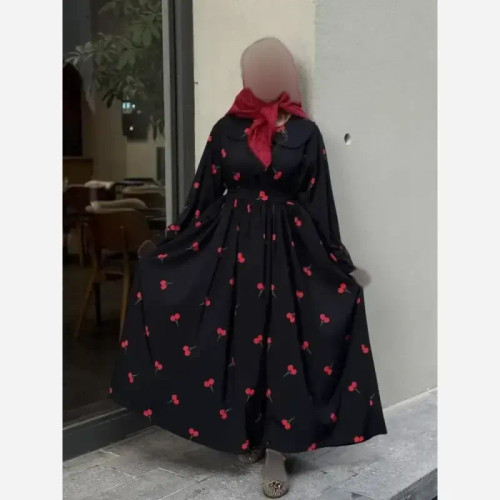 عبا مزونی الیزه طرح بابونه گلدوزی شده کرپ الیزه جت بلک فری سایز