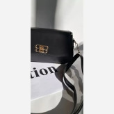 کیف چرم زنانه مدل مانیا رنگ مشکی سایز 15 در 20