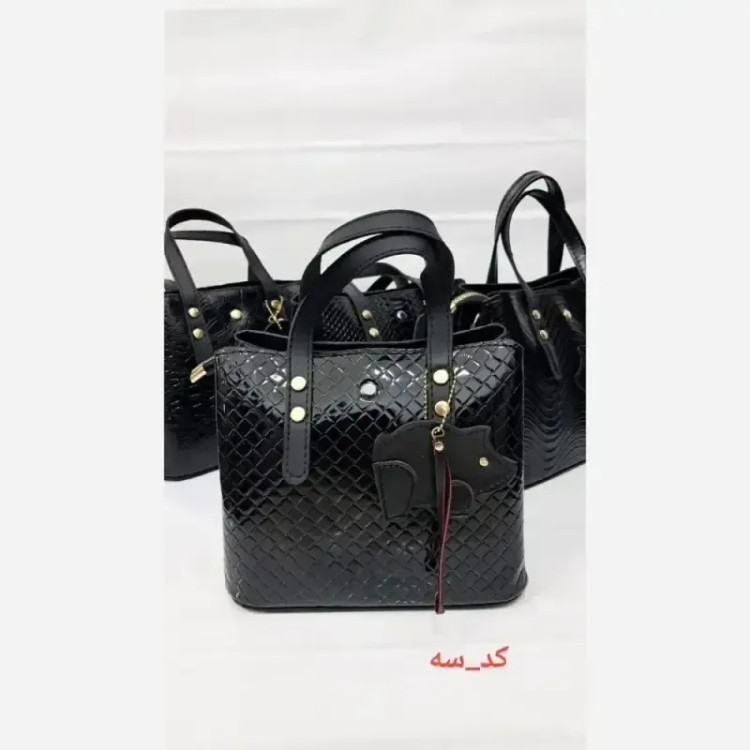 کیف آویز دار کتایون چرم ورنی خارجی سایز 20 در 20 سانتیمتر