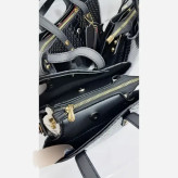 کیف آویز دار کتایون چرم ورنی خارجی سایز 20 در 20 سانتیمتر