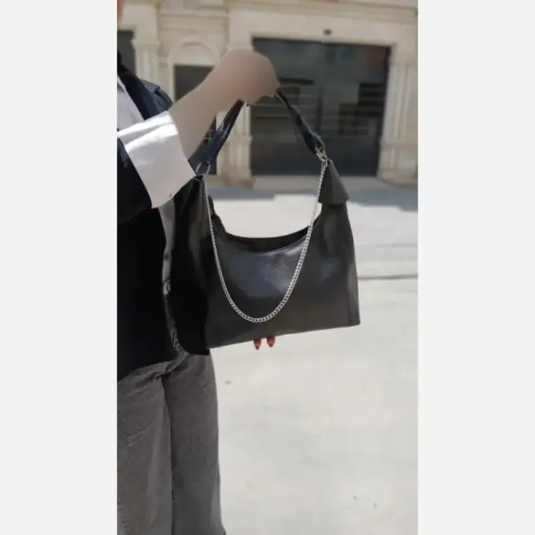 کیف دستی زنانه چرم شرانگ خارجی مشکی سایز 30 در 23