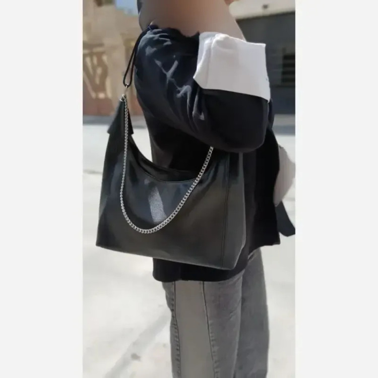کیف دستی زنانه چرم شرانگ خارجی مشکی سایز 30 در 23