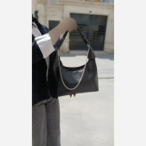 کیف دستی زنانه چرم شرانگ خارجی مشکی سایز 30 در 23