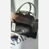 کیف مدل هانیس چرم خارجی رنگ مشکی سایز 25 در 29 بند دوشی