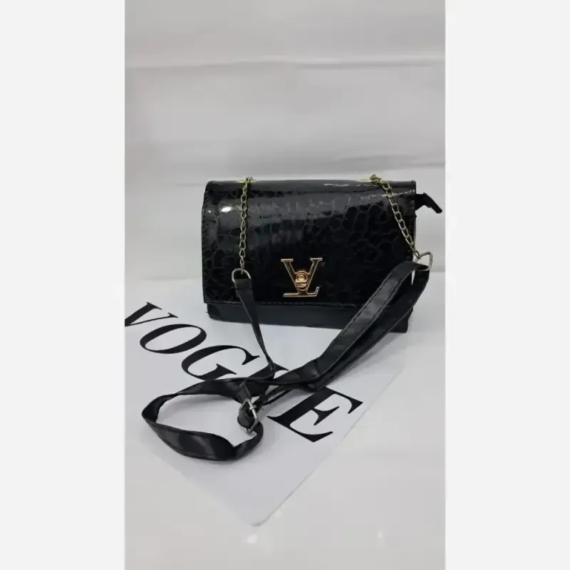 کیف گلسا چرم ورنی بند دوشی سایز 15 در 20